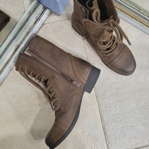Mossimo Brown Boots Zip Style with Laces